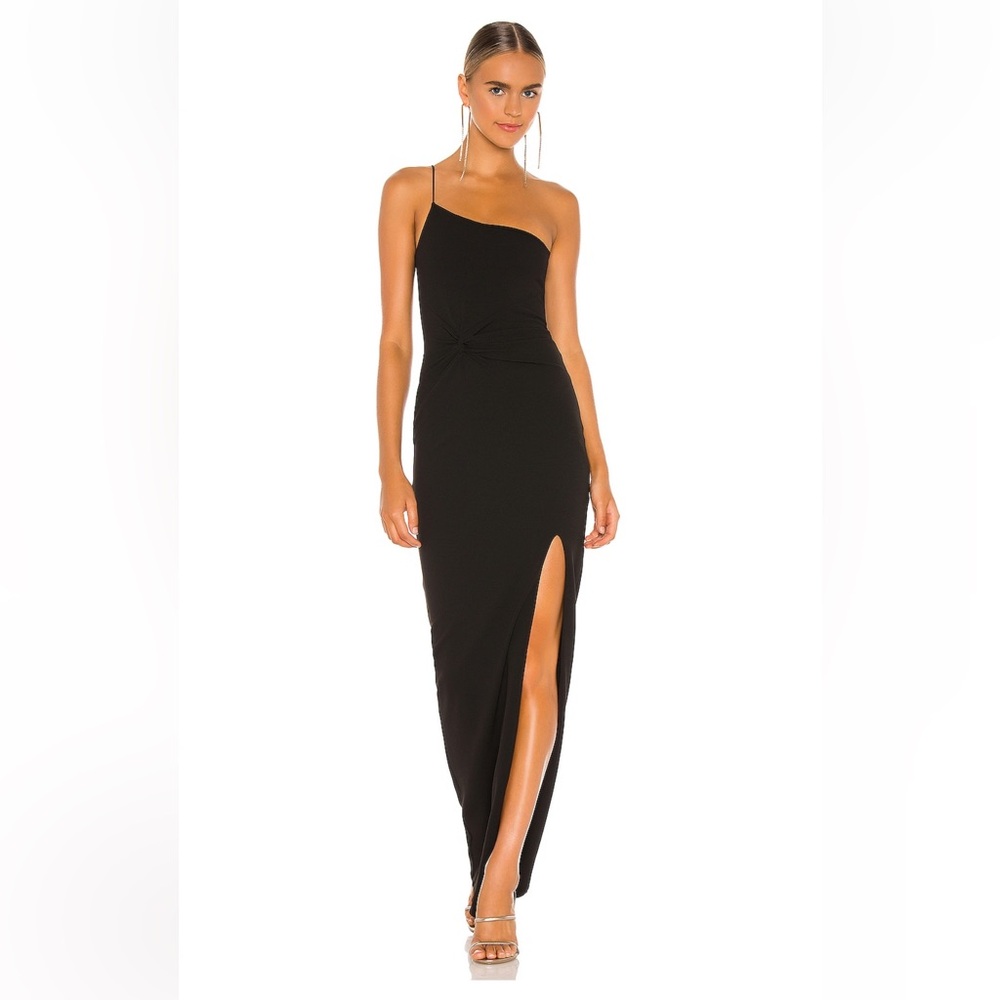 Lust One Shoulder Gown in Black
Nookie